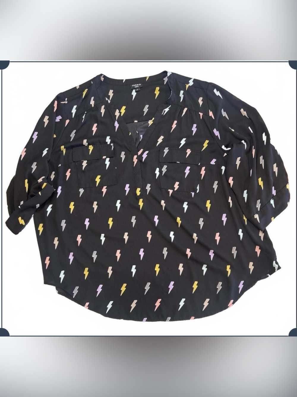 Torrid 3 Black Harper w/Lightning Bolts